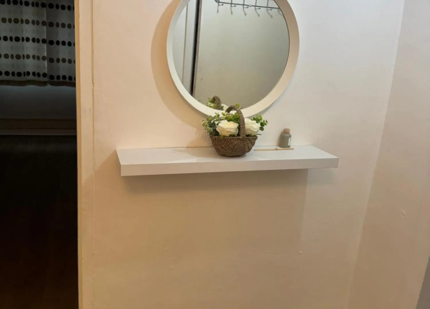 One Bedroom Apartment In Tower Bridge Road London